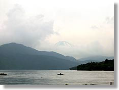 [芦ノ湖と富士山]